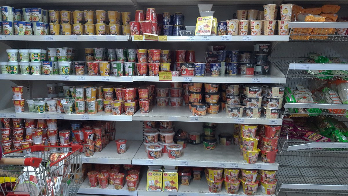 Siêu thị dồi dào mặt hàng đáp ứng nhu cầu khách hàng ảnh 3