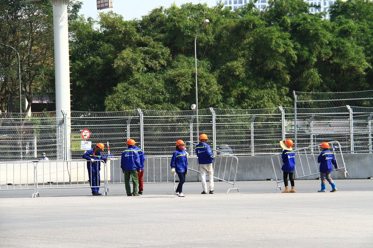 Hoãn giải F1, nhà thầu vẫn mải miết thi công để nghiệm thu ảnh 9