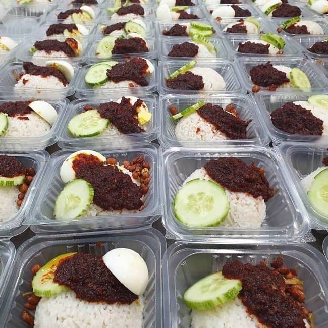 Cặp vợ chồng bán cơm kiếm 2,2 tỷ/tháng khiến ai cũng nể ảnh 12