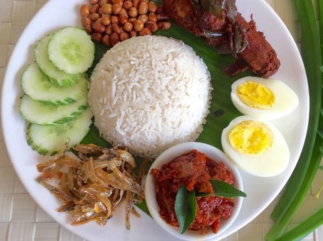Cặp vợ chồng bán cơm kiếm 2,2 tỷ/tháng khiến ai cũng nể ảnh 3