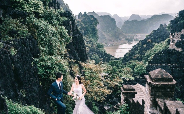 Hang Múa: Điểm “check-in” trên “lưng chừng trời” đẹp không tưởng ở Ninh Bình! ảnh 15