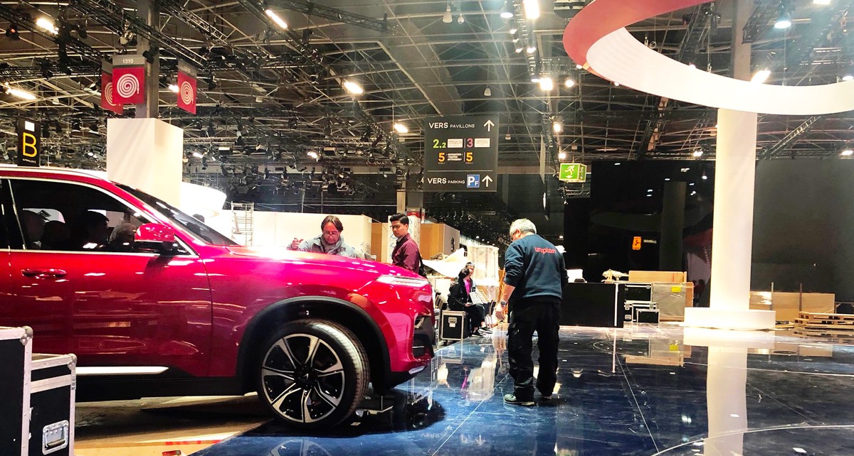 Hé lộ hình ảnh xe Vinfast tại Paris Motor Show 2018 ảnh 9