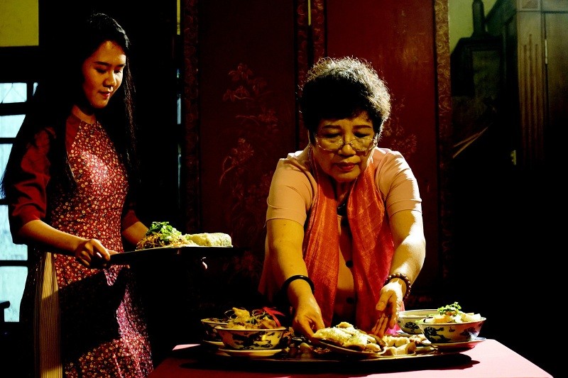 Kinh doanh ẩm thực Hà thành: Vẽ trọn hành trình cảm xúc (Bài 2): Món ngon đi kèm cư xử đẹp ảnh 3