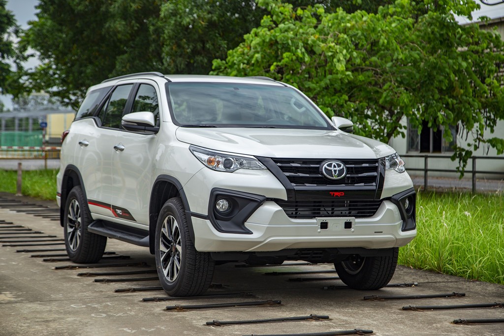 Doanh số SUV giảm mạnh do ảnh hưởng tháng cô hồn ảnh 2