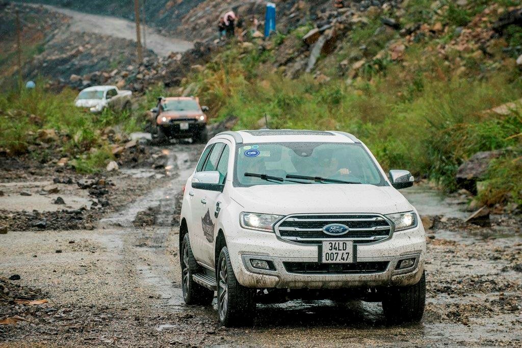 Doanh số SUV giảm mạnh do ảnh hưởng tháng cô hồn ảnh 4
