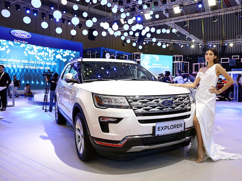 Vietnam Motor Show 2019: Ford Escape 2020 có gì mới? ảnh 6