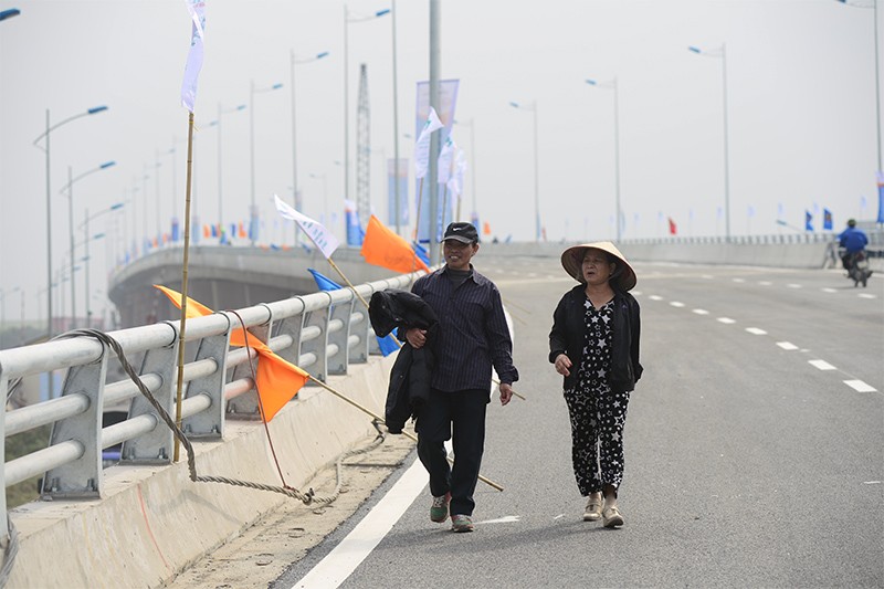 Thông xe cầu vượt “khủng” nhất Hà Nội ảnh 7