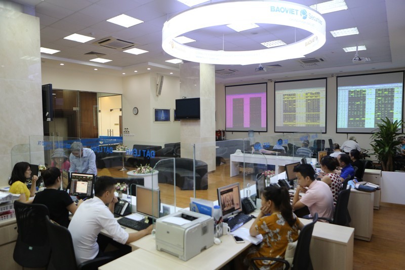 Quý IV: Kỳ vọng VN-Index vượt 1.000 điểm ảnh 3