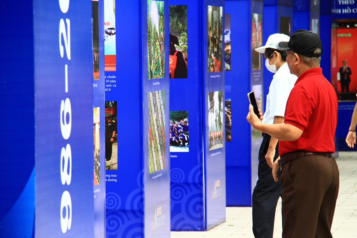 Người cao tuổi đặc biệt quan tâm đến các thông tin được giới thiệu. Người cao tuổi đặc biệt quan tâm đến các thông tin được giới thiệu.