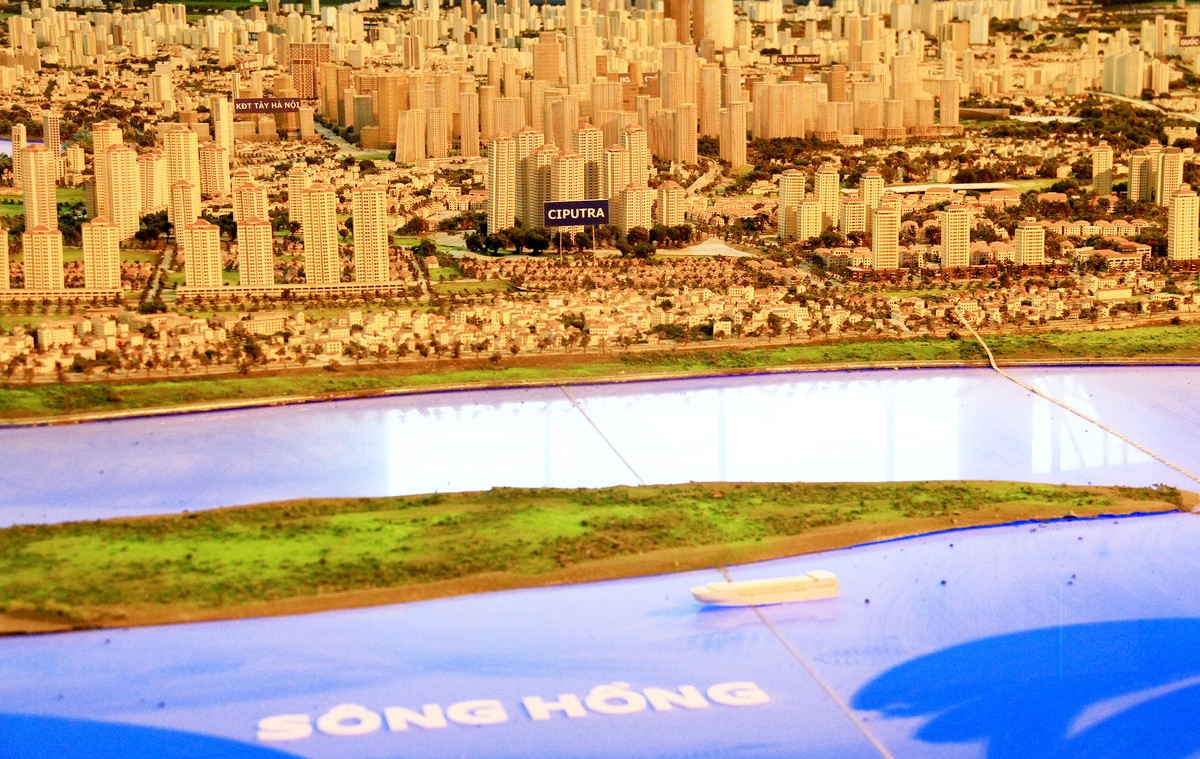 Sông Hồng luôn giữ vai trò quan trọng trong câu chuyện phát triển đô thị ở Hà Nội. Ảnh: Thành Nguyễn. Sông Hồng luôn giữ vai trò quan trọng trong câu chuyện phát triển đô thị ở Hà Nội. Ảnh: Thành Nguyễn.