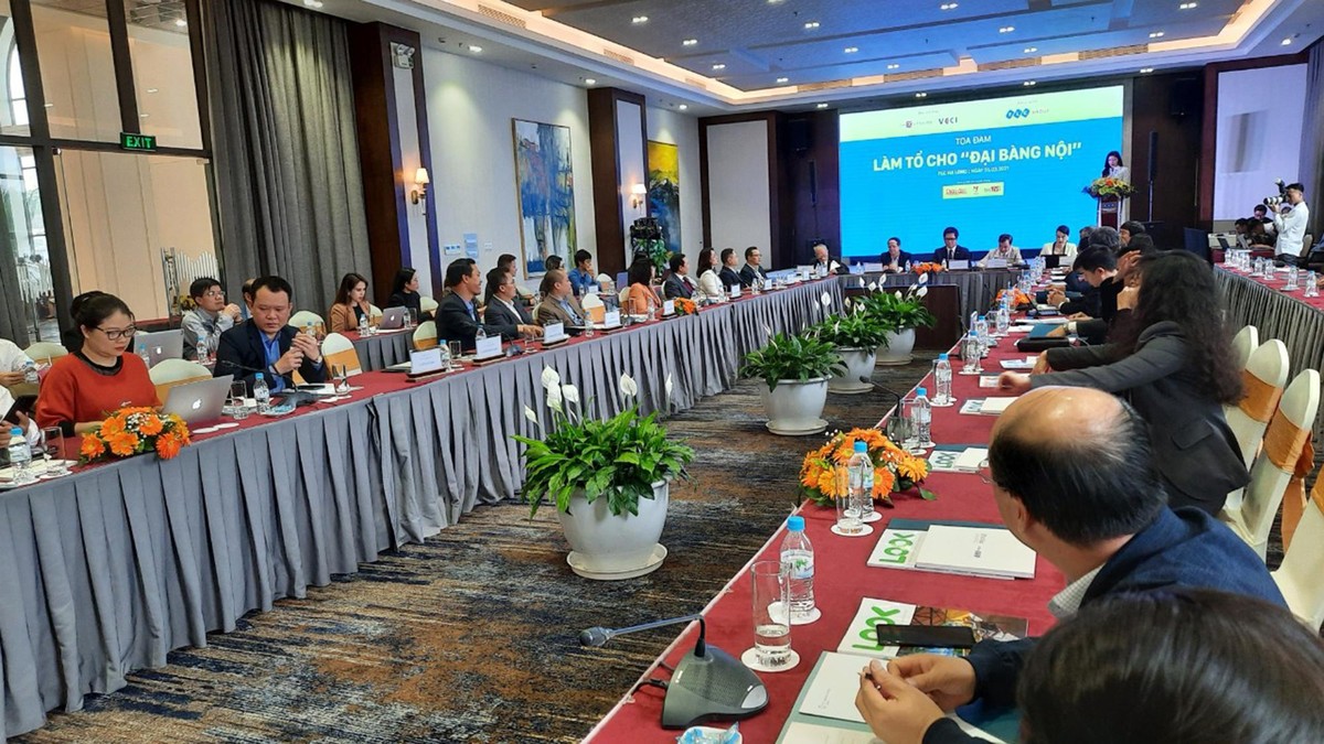 Toàn cảnh hội thảo. Ảnh: Thành Nguyễn Toàn cảnh hội thảo. Ảnh: Thành Nguyễn