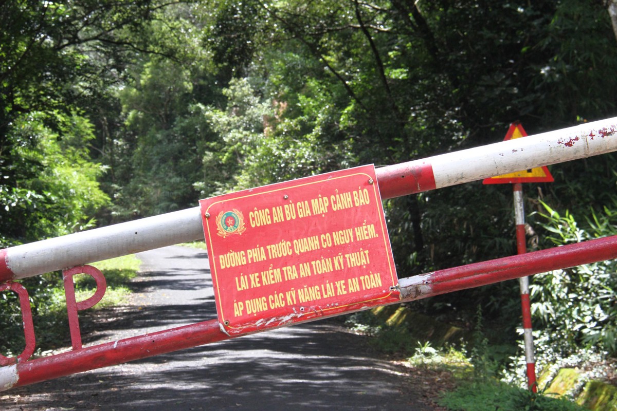 Lời dặn dò... Ảnh: Thành Nguyễn.