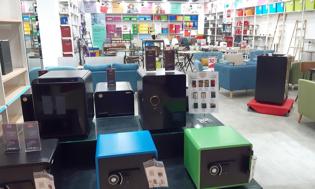 Ngành bán lẻ đang được hưởng lợi nhiều từ phục hồi kinh tế. Ảnh: Thành Nguyễn. Ngành bán lẻ đang được hưởng lợi nhiều từ phục hồi kinh tế. Ảnh: Thành Nguyễn.