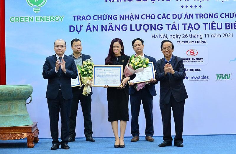 TTC Energy vinh dự đón nhận danh hiệu “Dự án năng lượng tái tạo tiêu biểu năm 2021” TTC Energy vinh dự đón nhận danh hiệu “Dự án năng lượng tái tạo tiêu biểu năm 2021”