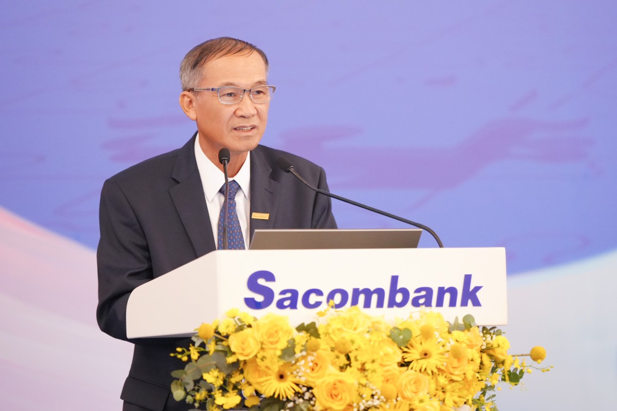 Chủ tịch HĐQT Sacombank - ông Dương Công Minh Chủ tịch HĐQT Sacombank - ông Dương Công Minh