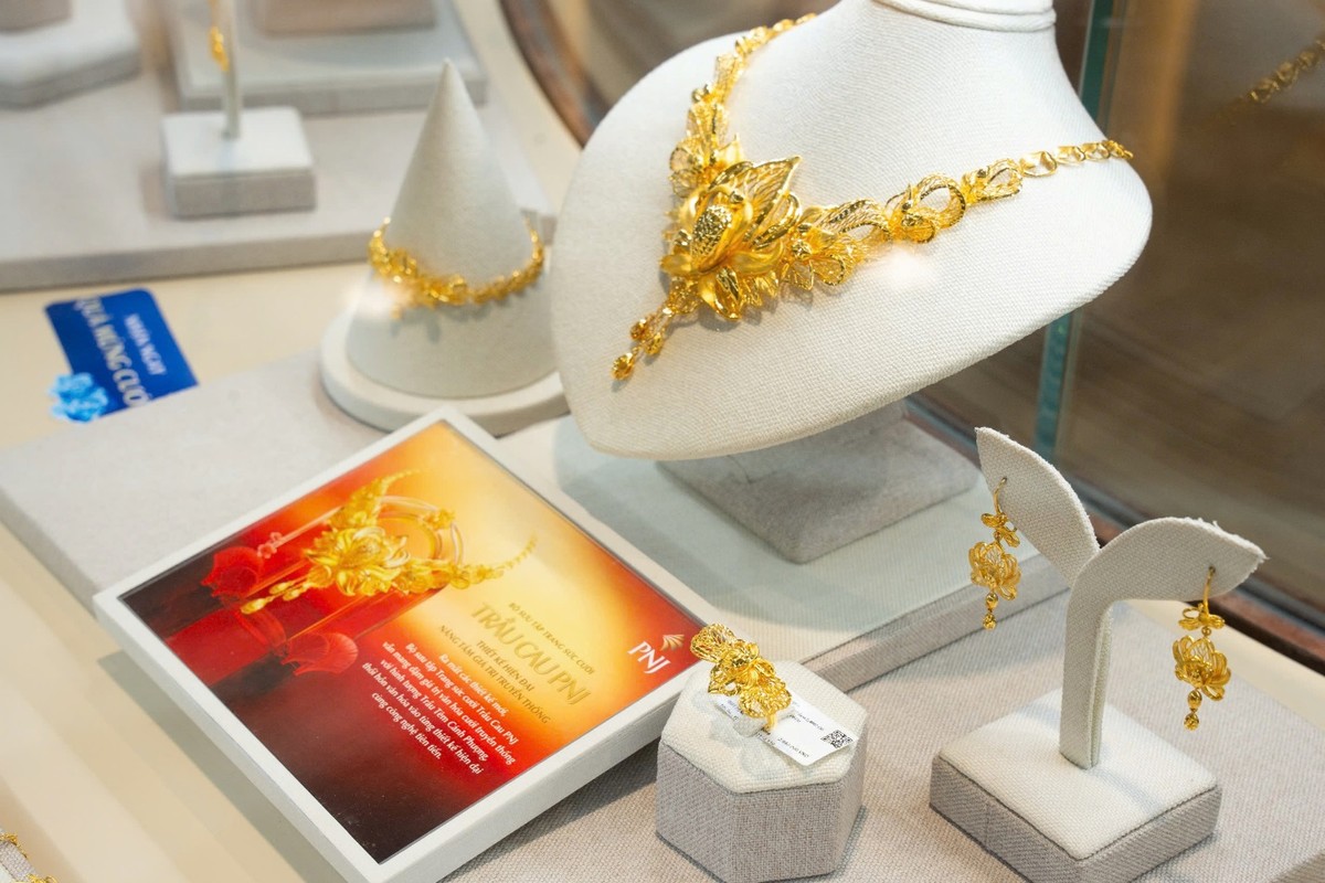 Bộ sưu tập Trang sức cưới Trầu Cau PNJ Bộ sưu tập Trang sức cưới Trầu Cau PNJ