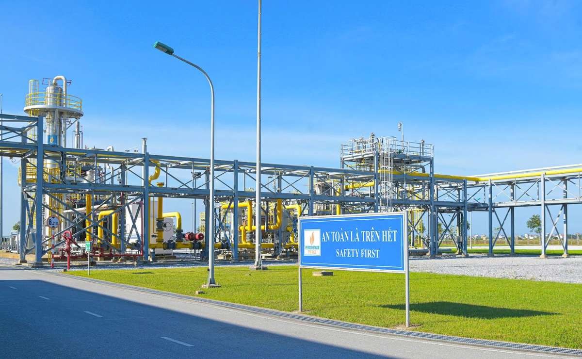 Một góc công trình khí Hàm Rồng - Thái Bình Một góc công trình khí Hàm Rồng - Thái Bình