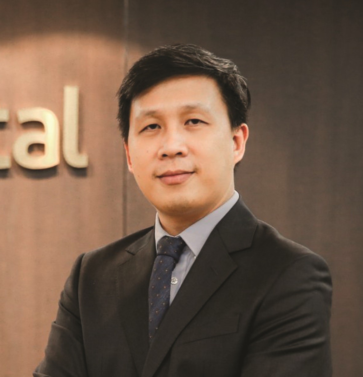 Ông Giang Trung Kiên. Ông Giang Trung Kiên.