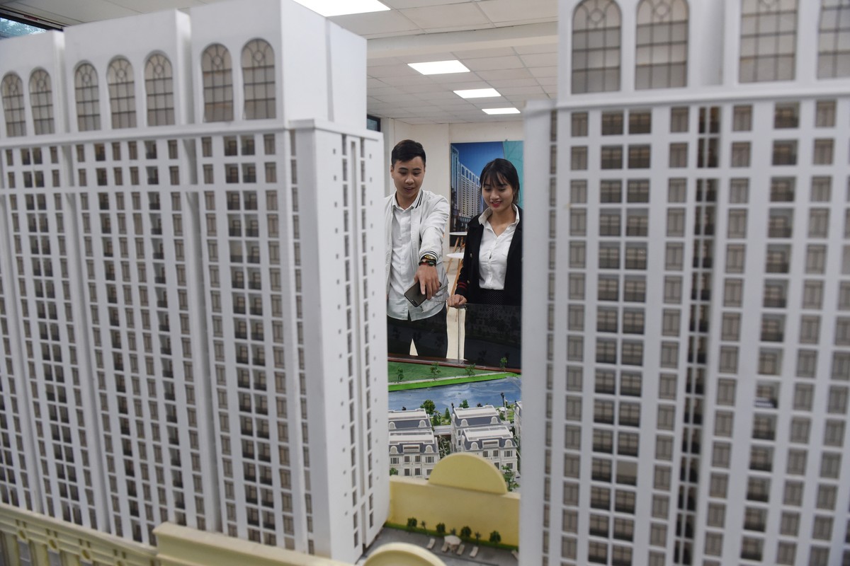 Người mua nhà là người hưởng lợi cuối cùng. Người mua nhà là người hưởng lợi cuối cùng.