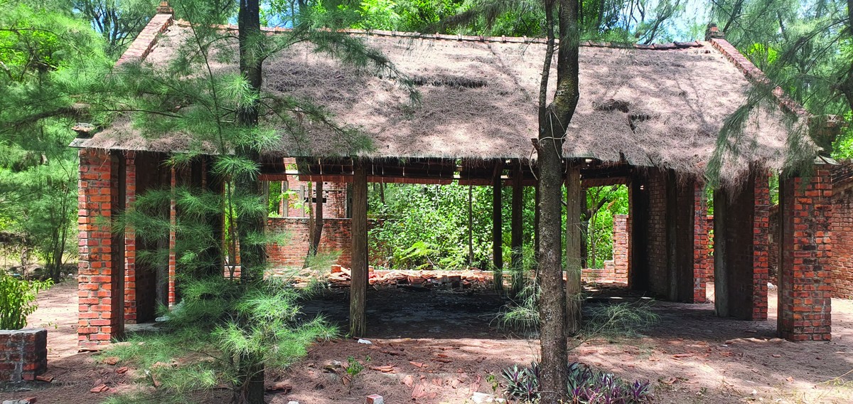 Dự án Aquatica Cửa Việt bị bỏ hoang nhiều năm khiến các hạng mục xuống cấp, hư hỏng.