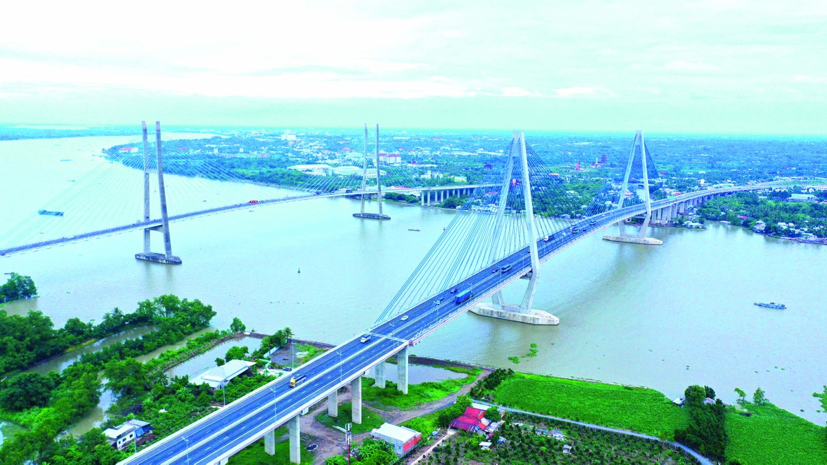 Những cây cầu kết nối TP.HCM và Đồng bằng sông Cửu Long. Ảnh: Lê Toàn.
