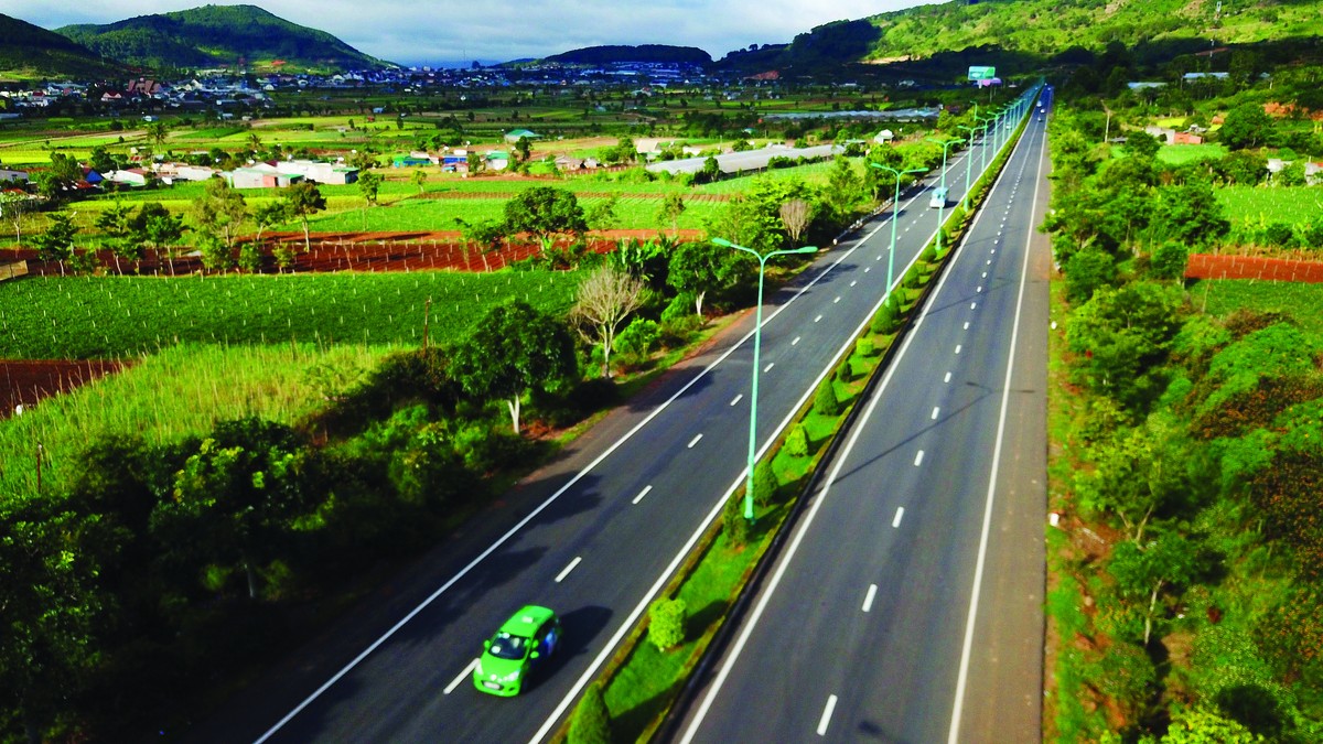 Cao tốc Liên Khương - Đà Lạt. Ảnh: Lê Toàn.
