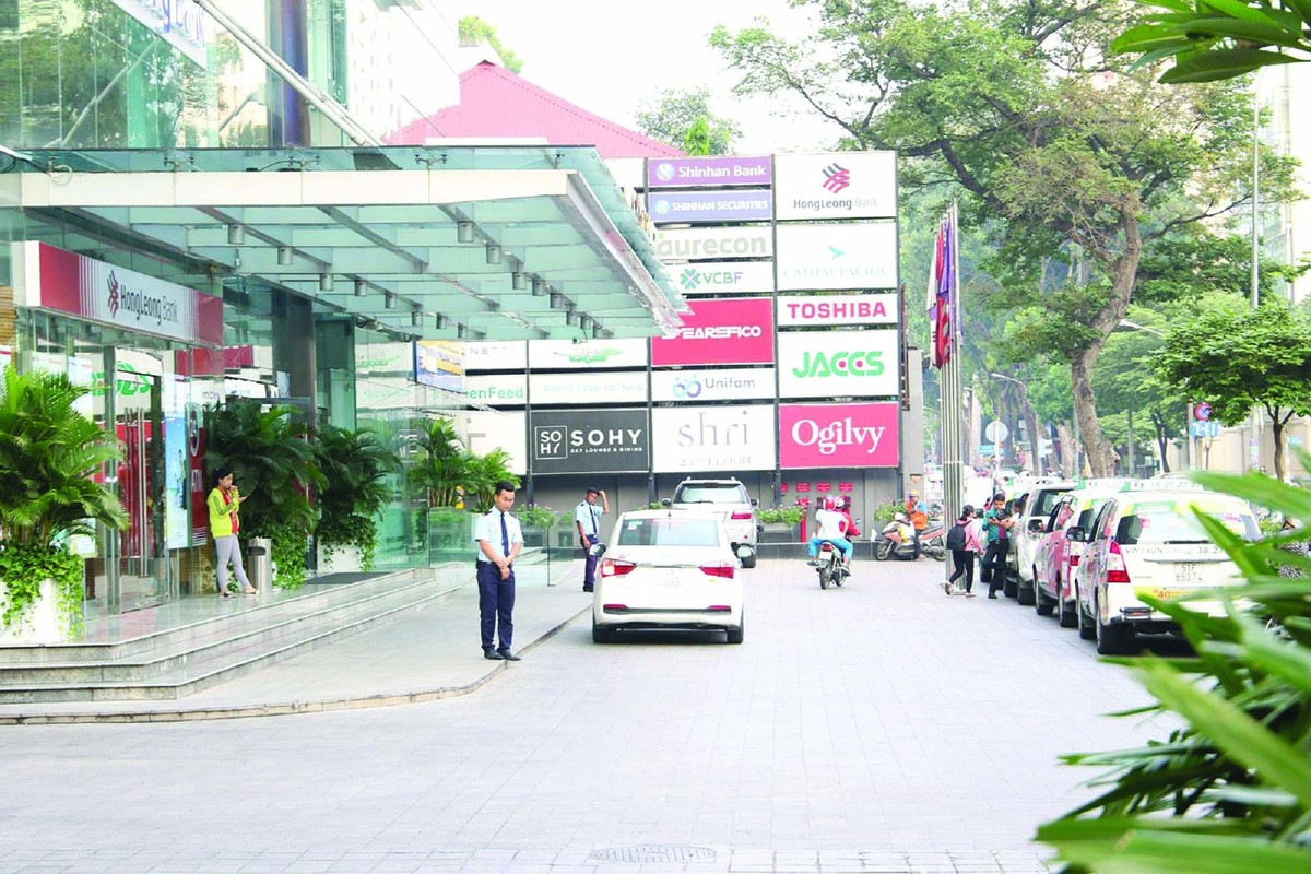 Trong quý I/2025, nguồn cung văn phòng mới chủ yếu đến từ các dự án hạng C quy mô nhỏ. Ảnh Lê Toàn. Trong quý I/2025, nguồn cung văn phòng mới chủ yếu đến từ các dự án hạng C quy mô nhỏ. Ảnh Lê Toàn.