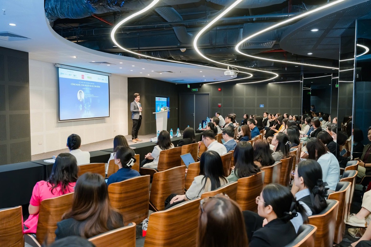 Phần chia sẻ đến từ Tổng Giám đốc TopCV Việt Nam. Ảnh: ACCA Việt Nam.