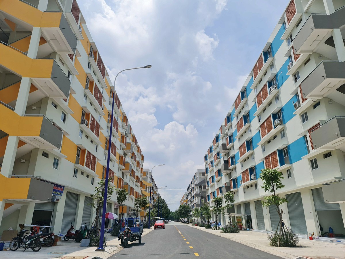 Nguồn cung nhà ở xã hội cho công nhân vô cùng ít ỏi. Ảnh: Lê Toàn. Nguồn cung nhà ở xã hội cho công nhân vô cùng ít ỏi. Ảnh: Lê Toàn.