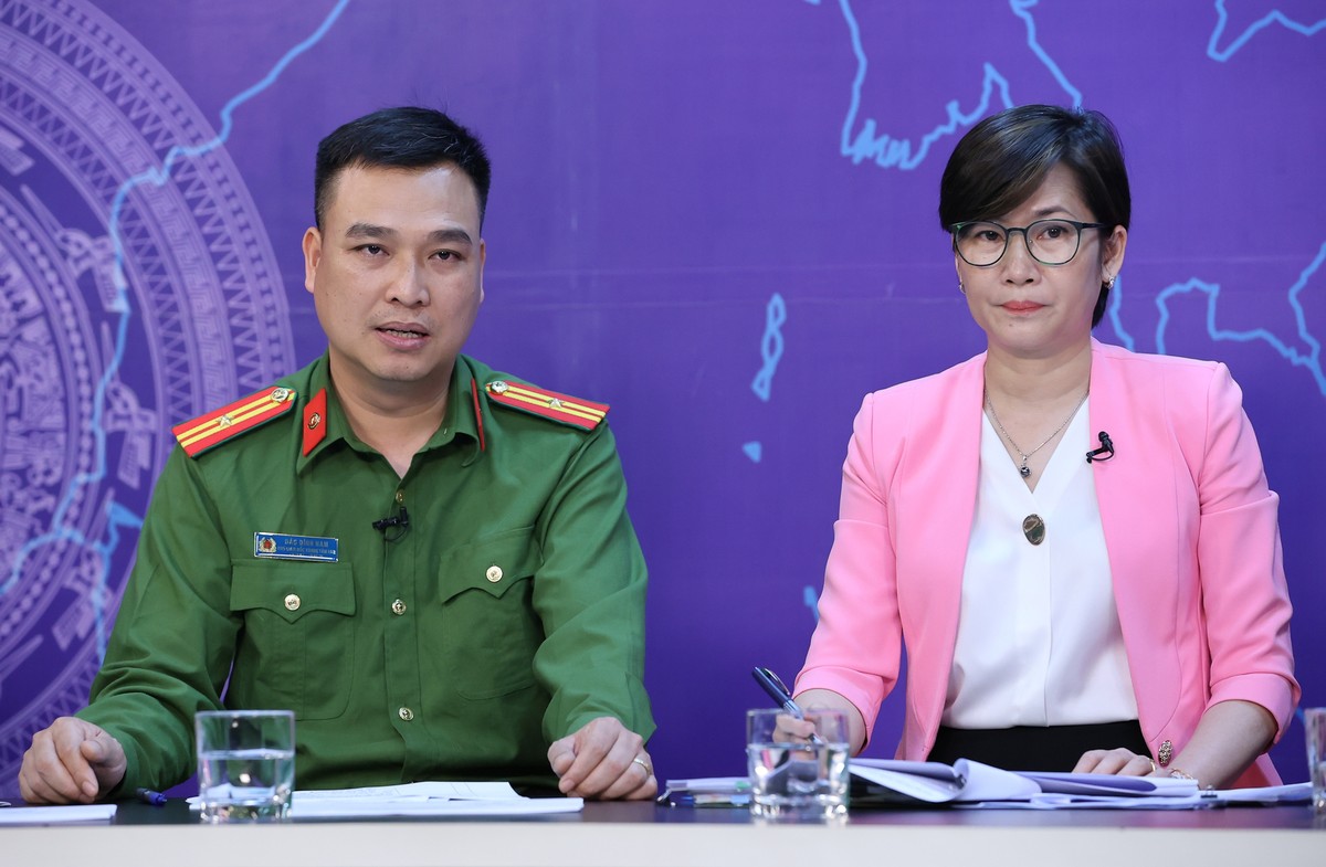 Đại diện C06 và đại diện Bộ Lao động - Thương binh và Xã hội tham dự Toạ đàm Đại diện C06 và đại diện Bộ Lao động - Thương binh và Xã hội tham dự Toạ đàm