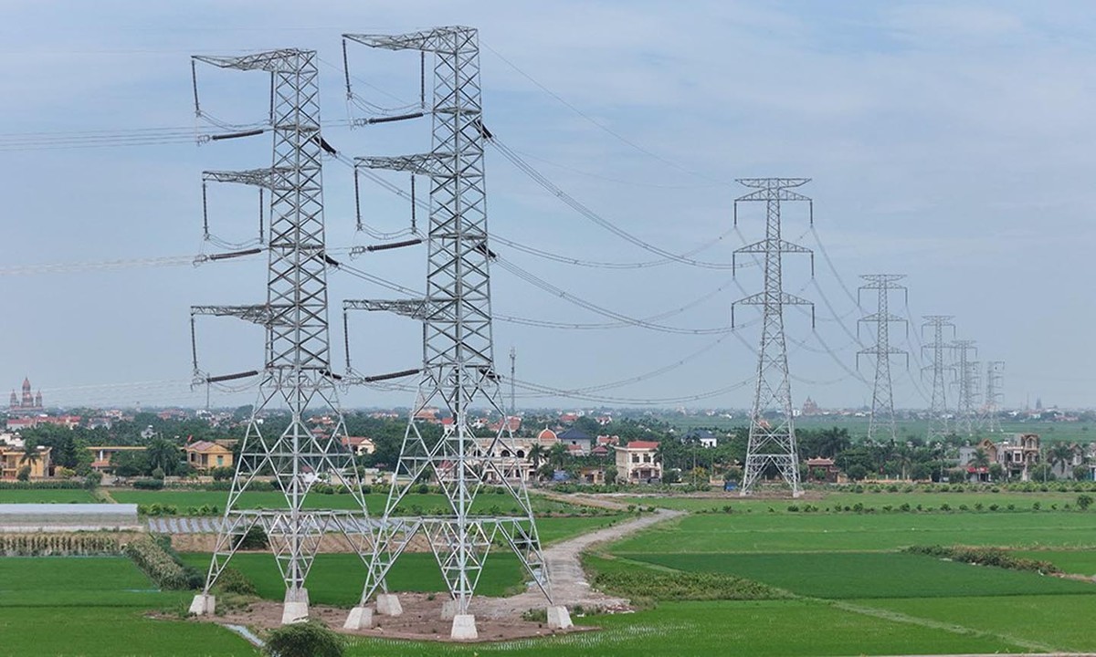 Đường dây 500 kV mạch 3 với loạt kỷ lục về thời gian thi công, khối lượng công việc