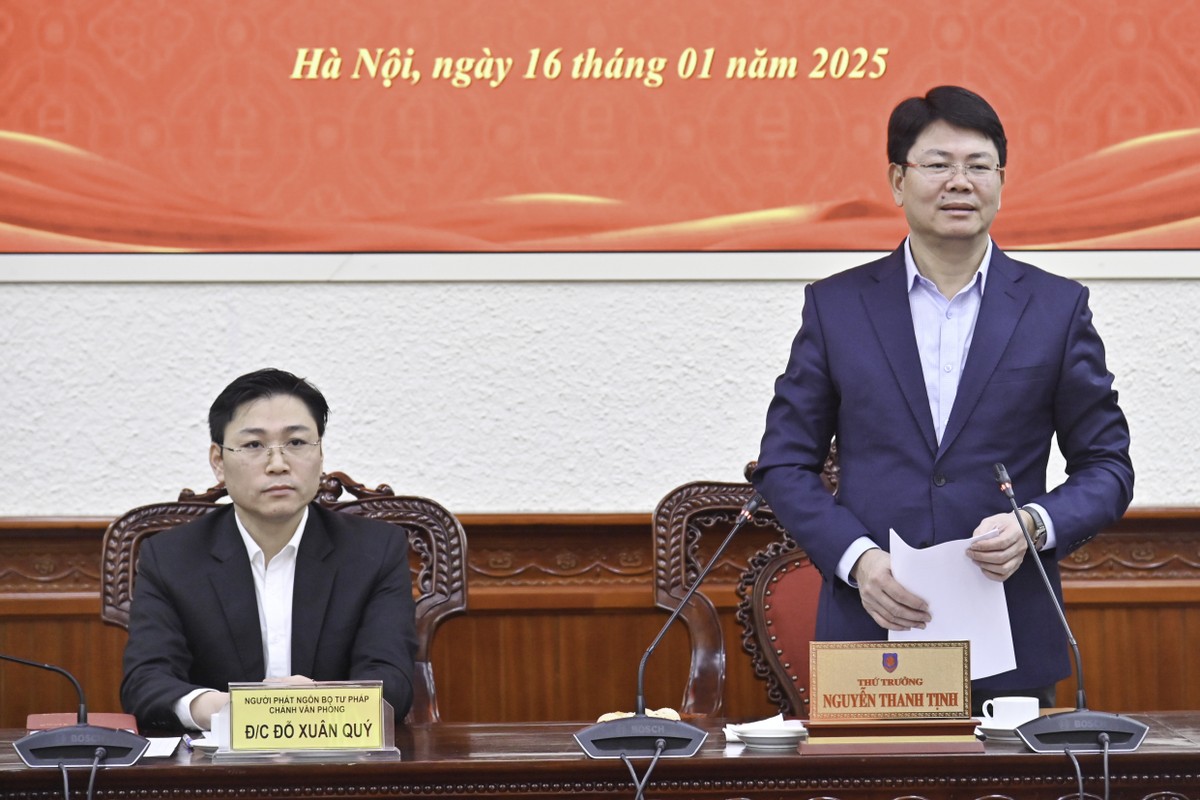 Thứ trưởng Bộ Tư pháp Nguyễn Thanh Tịnh phát biểu tại Họp báo