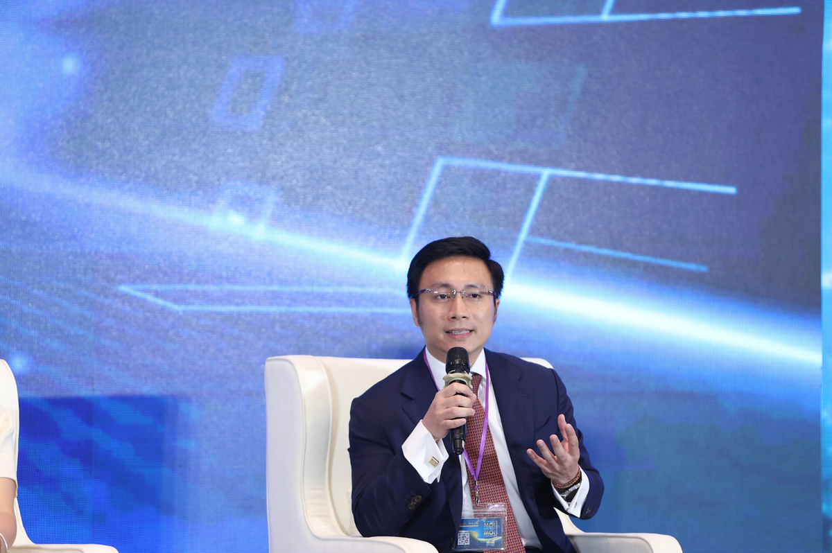 Ông Đặng Thanh Tùng, Giám đốc Nghiệp vụ, Dragon Capital chia sẻ tại Diễn đàn. Ảnh: Đức Thanh