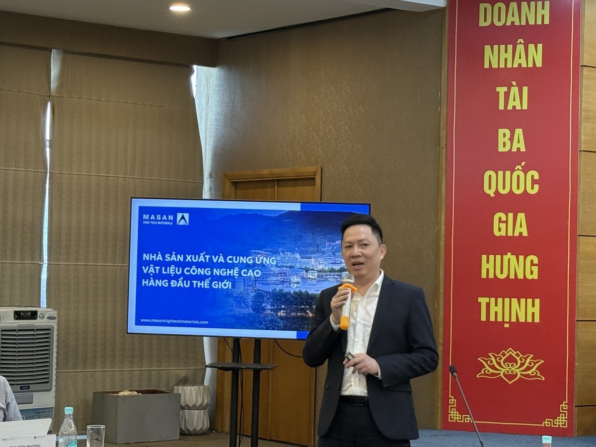 Ông Phan Chiến Thắng, Phó tổng giám đốc Masan High-tech Materials chia sẻ tại Hội thảo Ông Phan Chiến Thắng, Phó tổng giám đốc Masan High-tech Materials chia sẻ tại Hội thảo