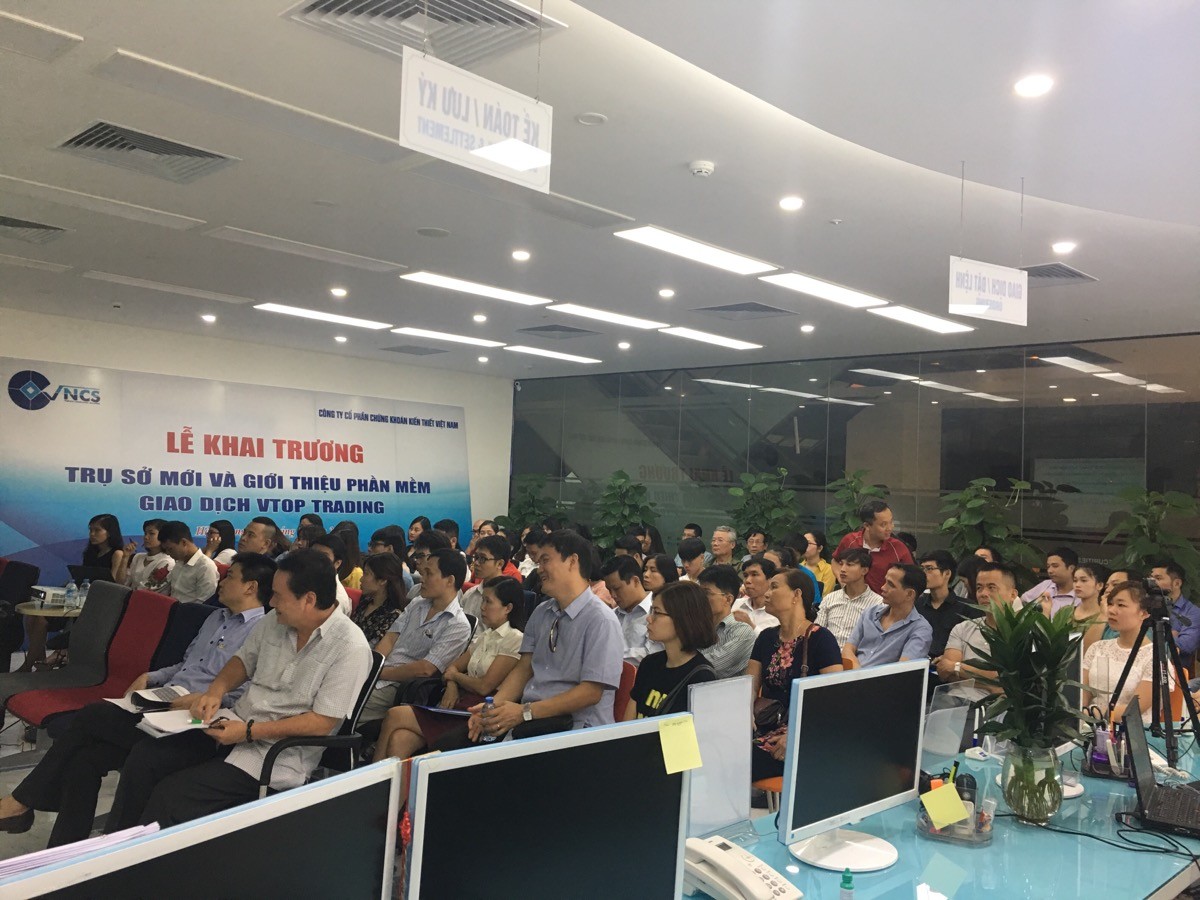Cơ hội với cổ phiếu ngân hàng là “sáng sủa“ ảnh 1 Cơ hội với cổ phiếu ngân hàng là “sáng sủa“ ảnh 1