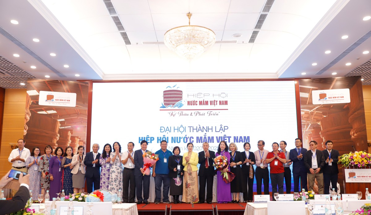 Ban chấp hành Hiệp hội nhiệm kỳ 2020 -2025 Ban chấp hành Hiệp hội nhiệm kỳ 2020 -2025