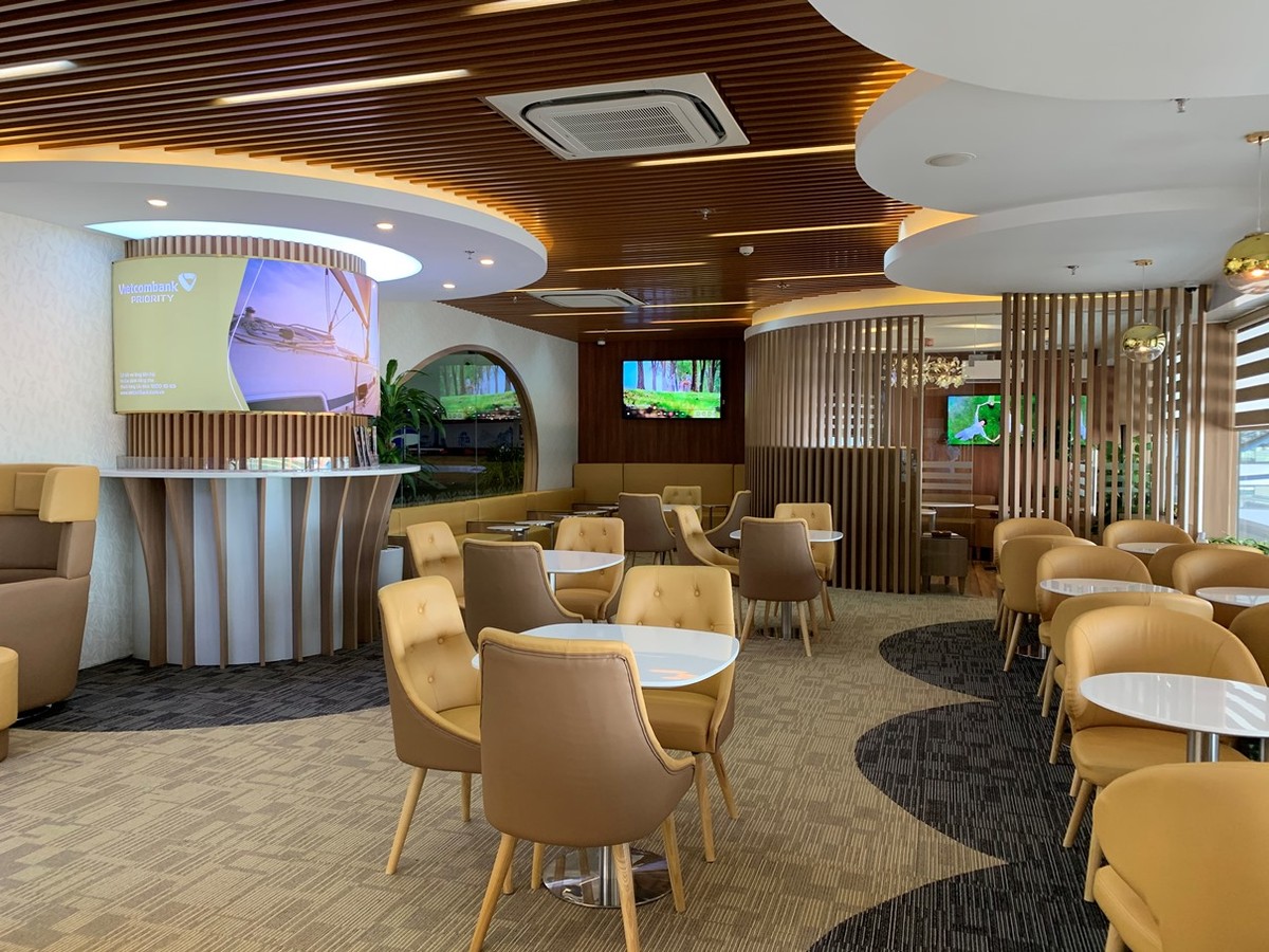 Vietcombank chính thức khai trương phòng chờ Vietcombank Priority Lounge tại Sân bay Quốc tế Nội Bài ảnh 1