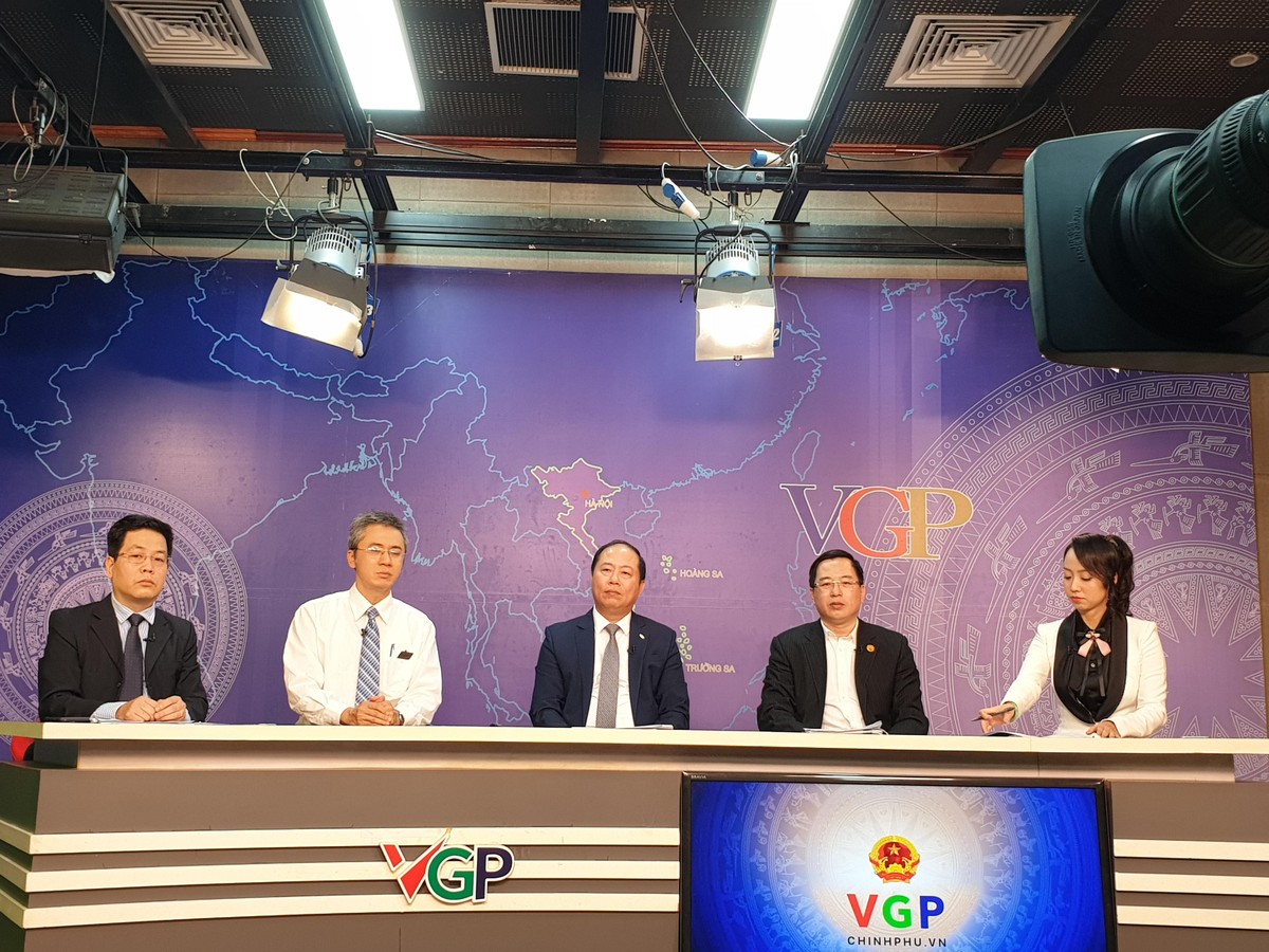 Toàn cảnh tọa đàm.