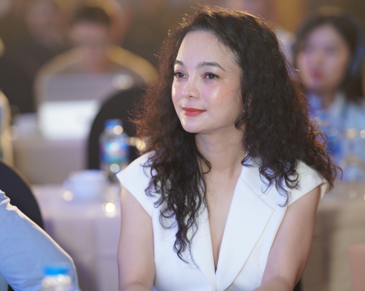 Bà Nguyễn Vân Hiền, Tổng Thư ký Hiệp hội Blockchain Việt Nam