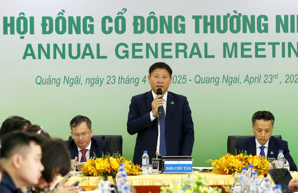 Ông Bùi Ngọc Dương - Chủ tịch HĐQT BSR trả lời câu hỏi của các cổ đông