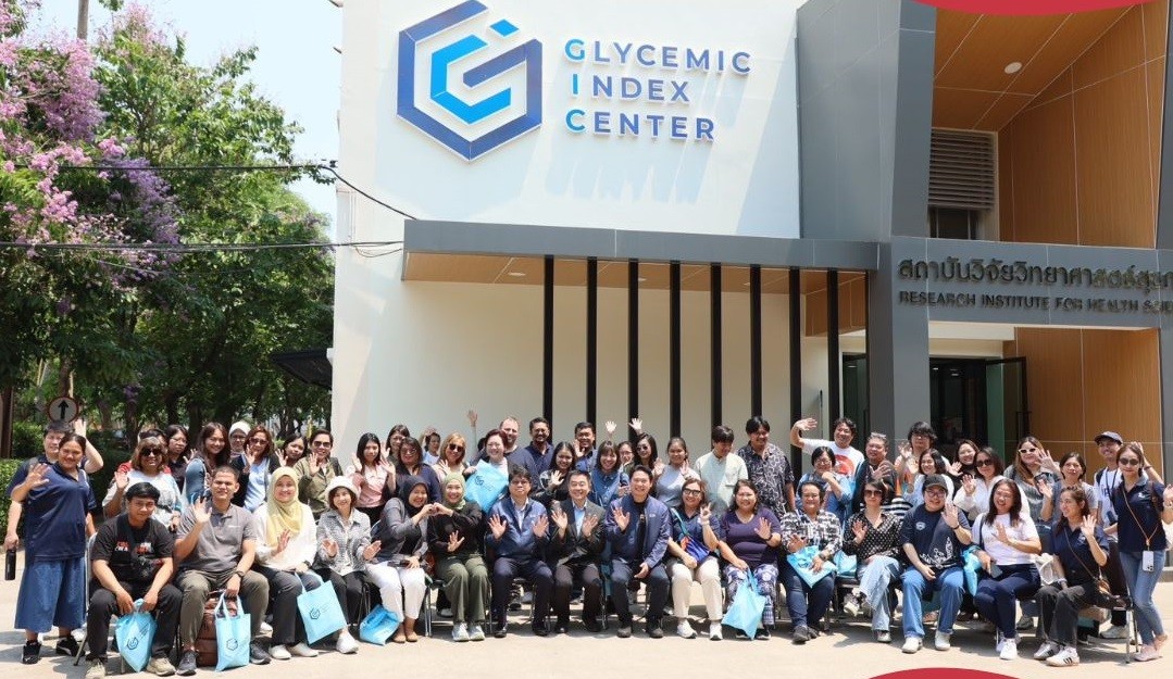 Đoàn phóng viên khu vực thăm Trung tâm Glycemic Index Center