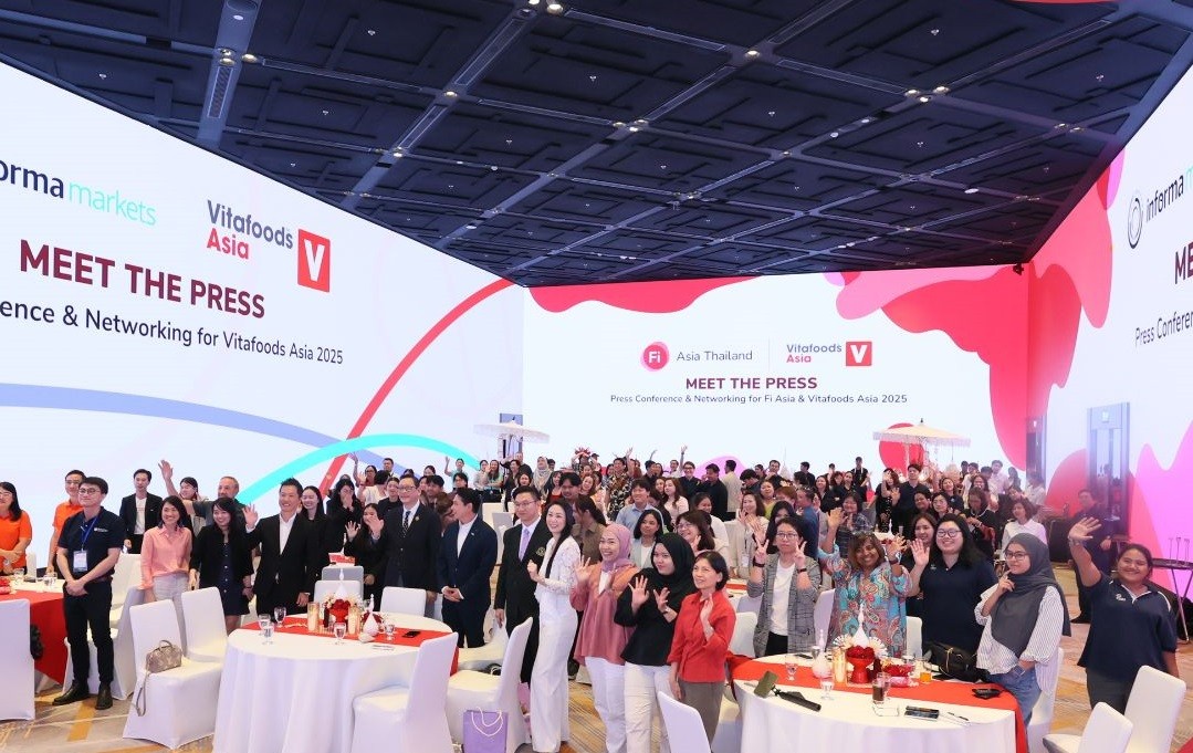 Hàng trăm doanh nghiệp trong ngành F&amp;B và các phóng viên tham dự sự kiện