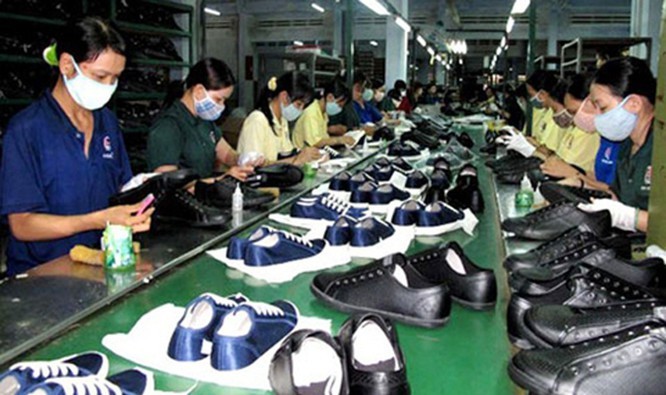 Sản lượng giày dép da tháng 10 ước đạt 31 triệu đôi, tăng 5,3% so với tháng trước và tăng 11,8% so với cùng kỳ. Sản lượng giày dép da tháng 10 ước đạt 31 triệu đôi, tăng 5,3% so với tháng trước và tăng 11,8% so với cùng kỳ.