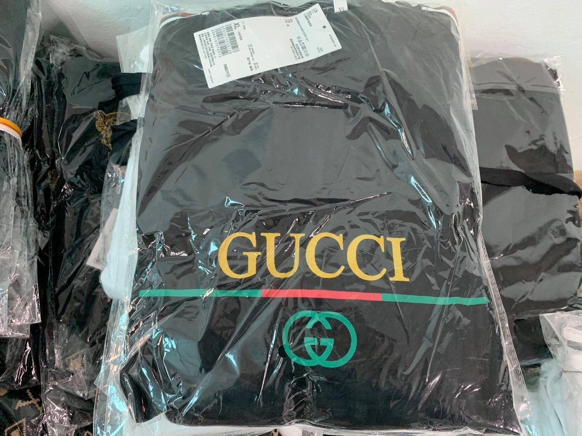 Sản phẩm giả nhãn hiệu GUCCI bị phát hiện Sản phẩm giả nhãn hiệu GUCCI bị phát hiện