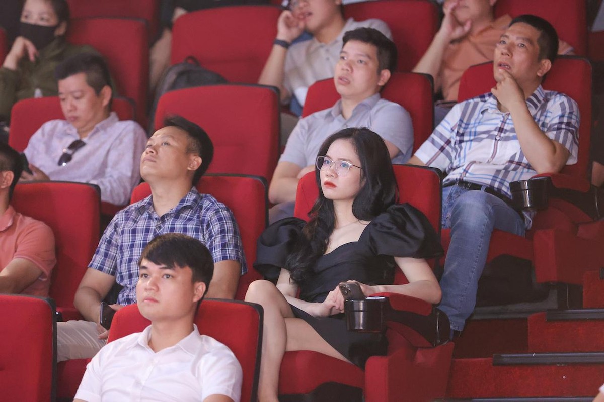 Đông đảo nhà đầu tư cá nhân tham dự sự kiện.