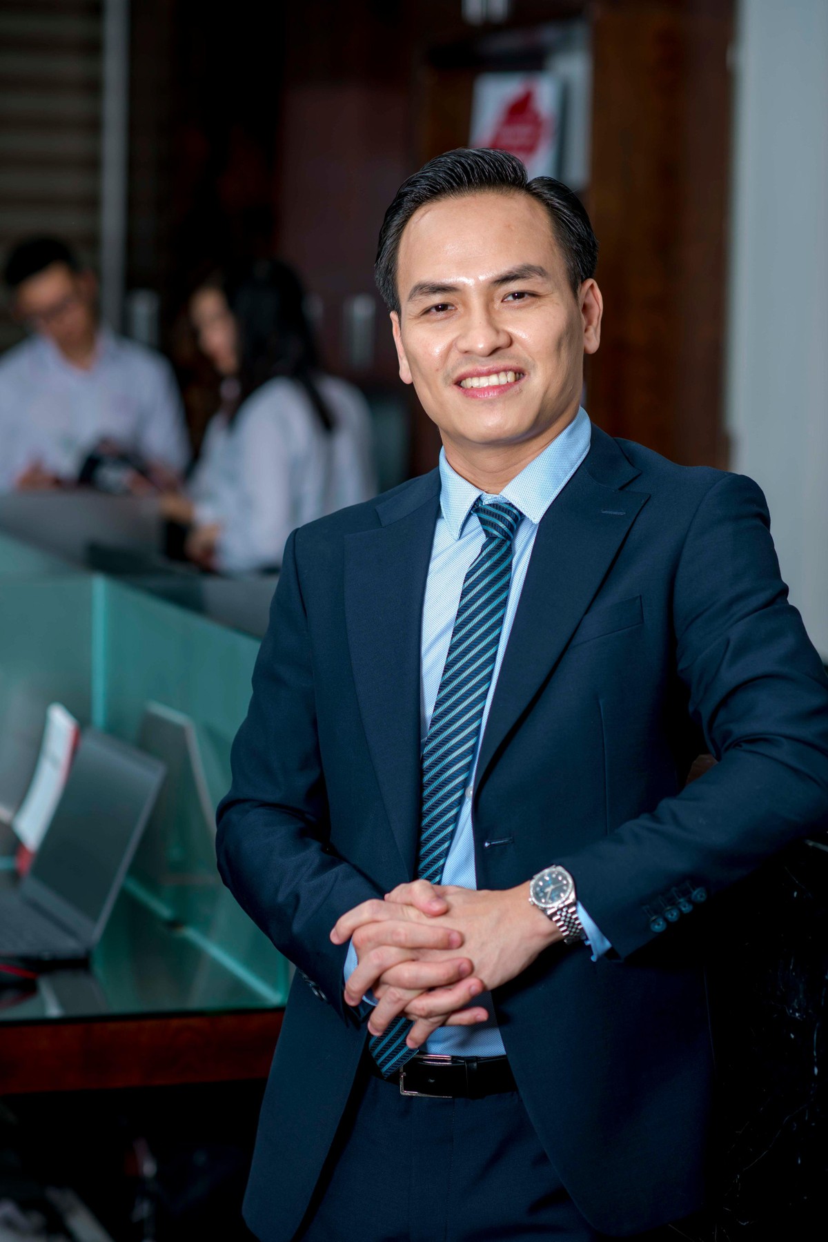 Theo ông Rich Nguyen, thị trường bất động sản càng ngày càng trầm lắng, với rất nhiều yếu tố tác động, tuy nhiên ngay cả khi trong thị trường trầm lắng vẫn có phân khúc hái ra tiền. Theo ông Rich Nguyen, thị trường bất động sản càng ngày càng trầm lắng, với rất nhiều yếu tố tác động, tuy nhiên ngay cả khi trong thị trường trầm lắng vẫn có phân khúc hái ra tiền.