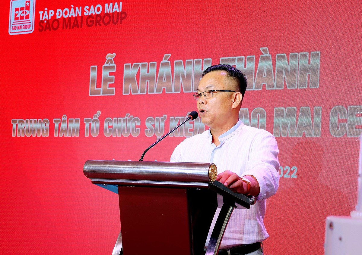 Ông Trần Văn Tuấn - Giám đốc Resort Sao Mai Vũng Tàu chào mừng quan khách tham dự sự kiện khánh thành. Ông Trần Văn Tuấn - Giám đốc Resort Sao Mai Vũng Tàu chào mừng quan khách tham dự sự kiện khánh thành.