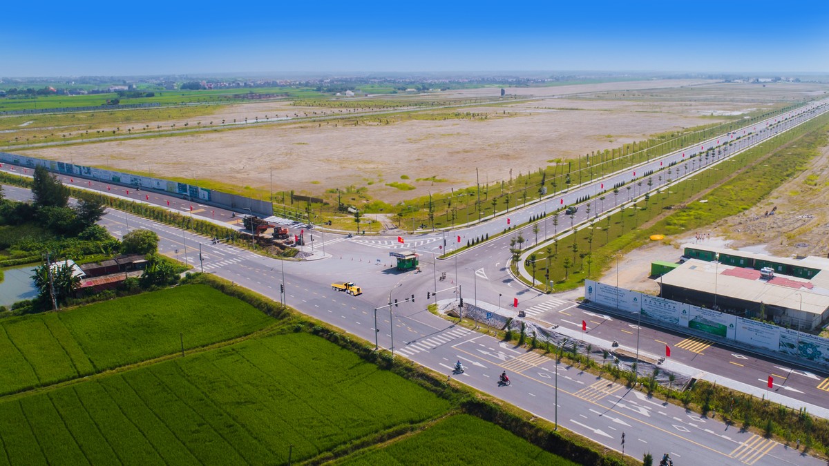 KCN An Phát 1 được định hướng phát triển theo mô hình KCN kỹ thuật cao, thân thiện môi trường hiện đang trong quá trình xây dựng. KCN An Phát 1 được định hướng phát triển theo mô hình KCN kỹ thuật cao, thân thiện môi trường hiện đang trong quá trình xây dựng.