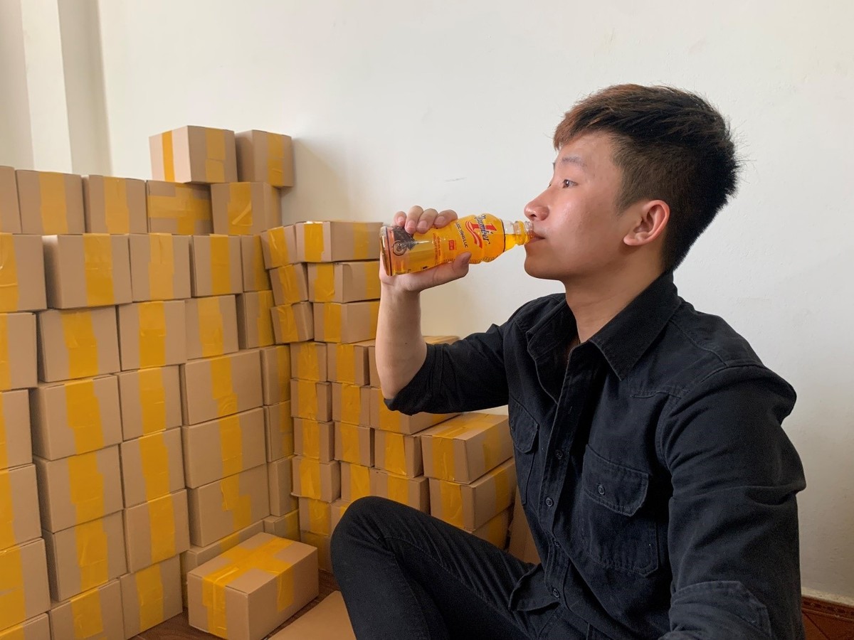 Nước tăng lực Number 1 được nhiều người lao động lựa chọn bổ sung năng lượng trong những ngày làm việc dài. Nước tăng lực Number 1 được nhiều người lao động lựa chọn bổ sung năng lượng trong những ngày làm việc dài.