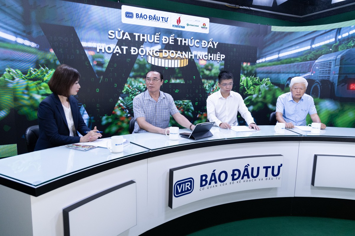 Tại toạ đàm “Sửa thuế để thúc đẩy hoạt động doanh nghiệp” do Báo Đầu tư tổ chức ngày 14/6. Ảnh Dũng Minh. Tại toạ đàm “Sửa thuế để thúc đẩy hoạt động doanh nghiệp” do Báo Đầu tư tổ chức ngày 14/6. Ảnh Dũng Minh.